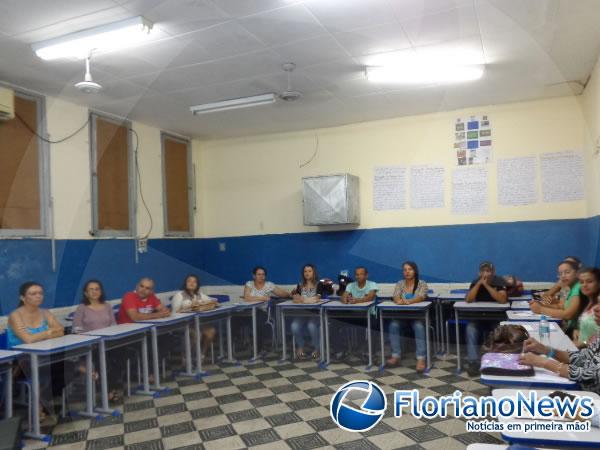 Professores da ENOCS participam de Forma&ccedil;&atilde;o Continuada.(Imagem:FlorianoNews)