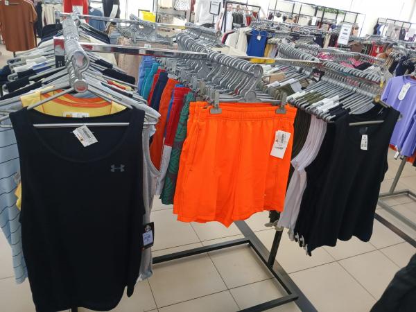 Setor de Moda do Armazém Paraíba em Floriano segue com promoções até o fim do mês.(Imagem:FlorianoNews)