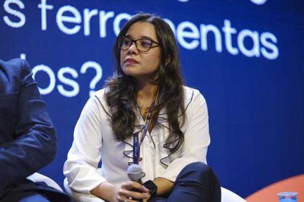 Estela Miridan, Diretora de Saneamento, Transporte e Infraestrutura.(Imagem:Ascom Agrespi)