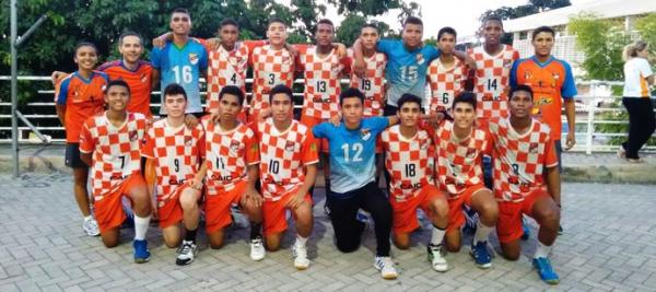 Jogadores do Caic comemoram quarta vit&oacute;ria no Brasileiro cadete.(Imagem:Divulga&ccedil;&atilde;o )