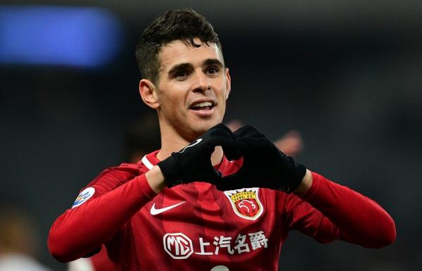 O Barcelona se movimenta na liberação de espaço na folha salarial, para possibilitar a chegada de reforços. A saída de Coutinho e a renovação de Umtiti, com reduções salariais, per(Imagem:Reprodução)
