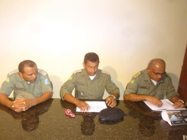 Comando da Pol&iacute;cia se re&uacute;ne para elaborar o plano de seguran&ccedil;a nas elei&ccedil;&otilde;es.(Imagem:FlorianoNews)