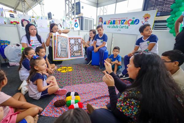 Seduc apresenta iniciativas inovadoras que est&atilde;o revolucionando a educa&ccedil;&atilde;o no Piau&iacute; durante encontro em Picos.(Imagem:Divulga&ccedil;&atilde;o)