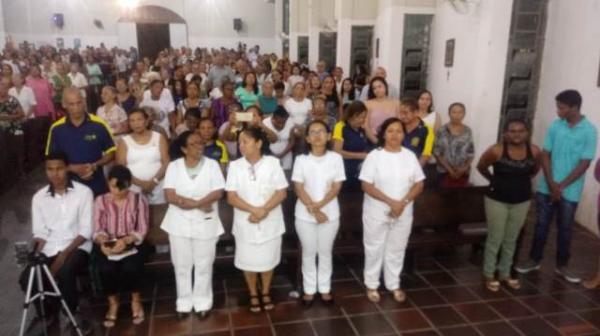 Prociss&atilde;o e missa marcam encerramento dos festejos de S&atilde;o Jos&eacute; Oper&aacute;rio em Floriano.(Imagem:FlorianoNews)