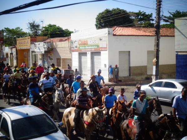 Cavalgada e missa abrem o Dia do Vaqueiro nos festejos de S&atilde;o Pedro de Alc&acirc;ntara.(Imagem:FlorianoNews)