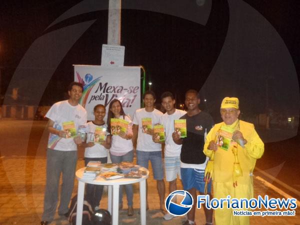 Igreja Adventista do S&eacute;timo Dia realiza entrega de livros em Floriano(Imagem:FlorianoNews)
