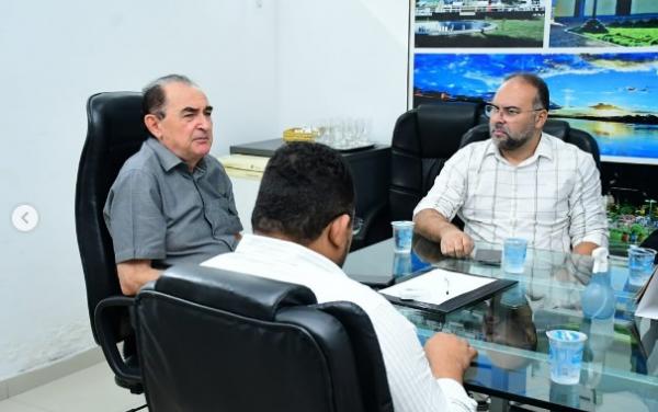 Joab Curvina destaca união entre PP e PSD e anuncia investimento de R$ 1 milhão em Floriano(Imagem:Reprodução/Instagram)