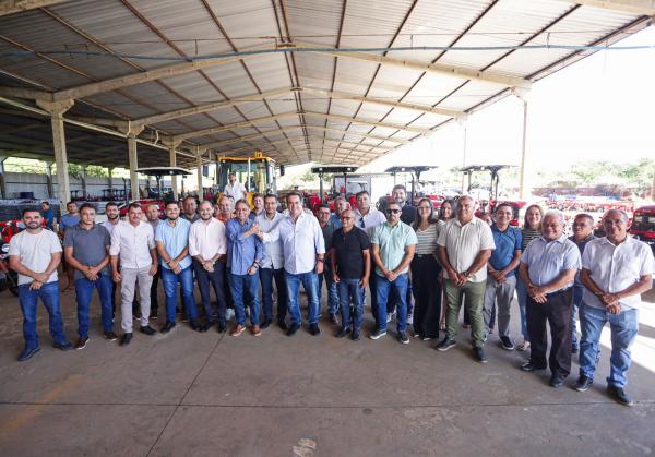  Ciro Nogueira intensifica agenda, viaja de Norte a Sul do Piau&iacute;, e entrega obras e benef&iacute;cios(Imagem:Ascom)