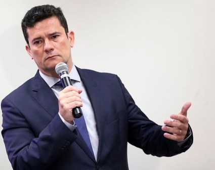 Moro vai ao Congresso entregar Projeto de Lei Anticrime