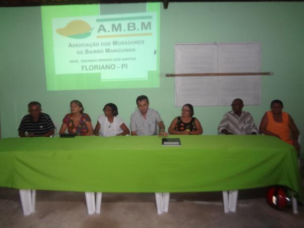 Toma posse nova diretoria da Associa&ccedil;&atilde;o de Moradores do Bairro Manguinha.(Imagem:FlorianoNews)