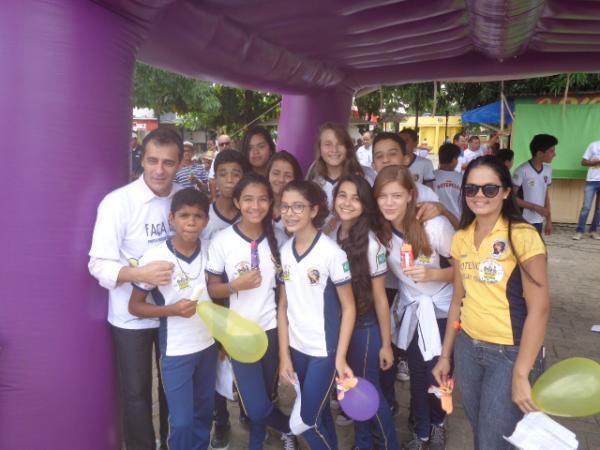 SEMDAS realiza ato alusivo ao Dia de Combate &agrave; Explora&ccedil;&atilde;o Sexual de Crian&ccedil;as e Adolescentes.(Imagem:FlorianoNews)