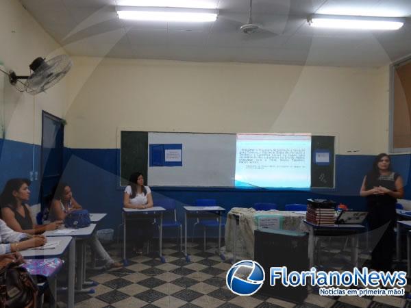 Professores da ENOCS participam de Forma&ccedil;&atilde;o Continuada.(Imagem:FlorianoNews)