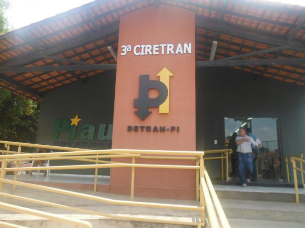 DETRAN de Floriano j&aacute; est&aacute; funcionando normalmente.(Imagem:FlorianoNews)