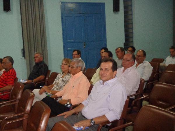Caixa Econ&ocirc;mica realizou palestra para empres&aacute;rios de Floriano.(Imagem:FlorianoNews)