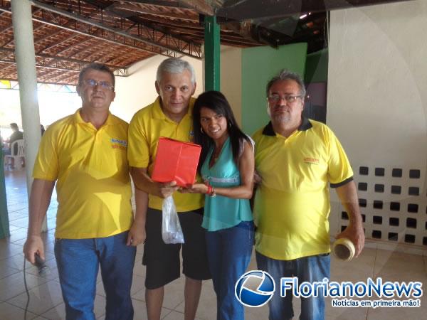 Docentes da rede privada comemoraram o Dia do Professor em manh&atilde; de lazer.(Imagem:FlorianoNews)