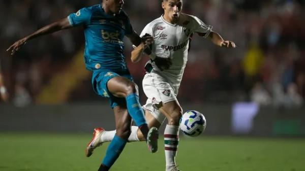 Matheus Alexandre e Serna em Sport x Fluminense.(Imagem:Marlon Costa/AGIF)
