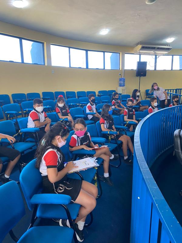 Alunos do Col&eacute;gio Impacto Kids visita a C&acirc;mara Municipal de Floriano(Imagem:Col&eacute;gio Impacto Kids)