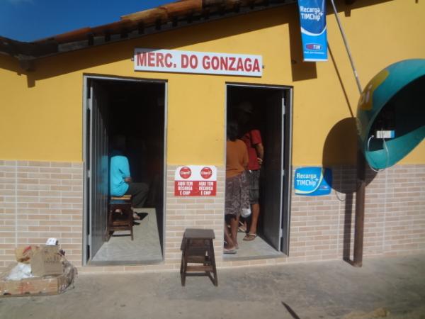 Comerciante &eacute; assaltado e ferido no bairro Curador.(Imagem:FlorianoNews)