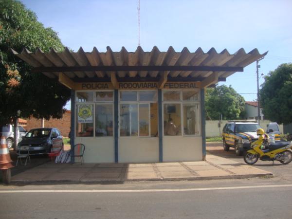 Policiais rodovi&aacute;rios s&atilde;o presos por cobrarem propina de motoristas.(Imagem:Arquivo FN)