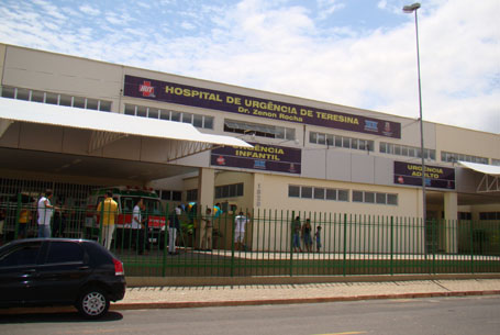 Criança que caiu de prédio em Teresina recebe alta da UTI
