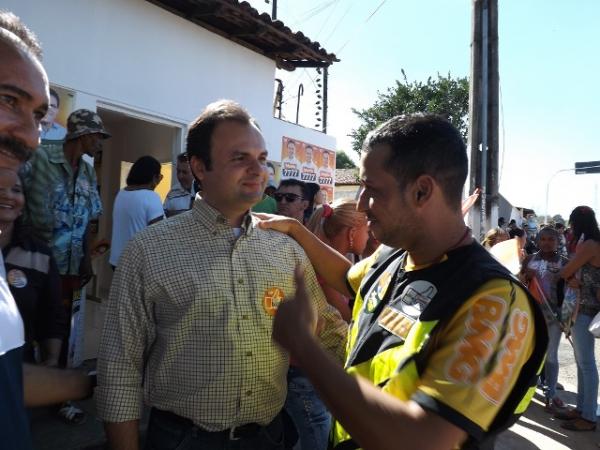 Mainha inaugura comit&ecirc; eleitoral em Floriano.(Imagem:Assessoria de Comunica&ccedil;&atilde;o)