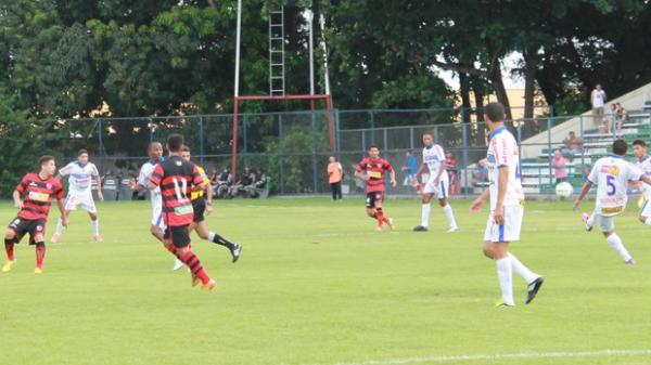 Flamengo-PI dominou o segundo tempo diante do Piau&iacute;.(Imagem:: N&aacute;yra Macedo/GLOBOESPORTE.COM)