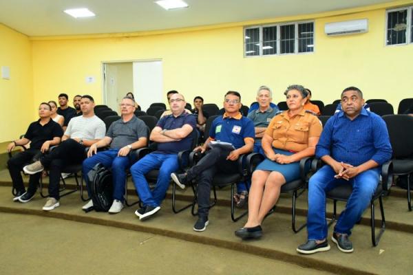 Prefeitura de Floriano capacita volunt&aacute;rios da Defesa Civil em parceria com o Governo do Estado(Imagem:Secom)