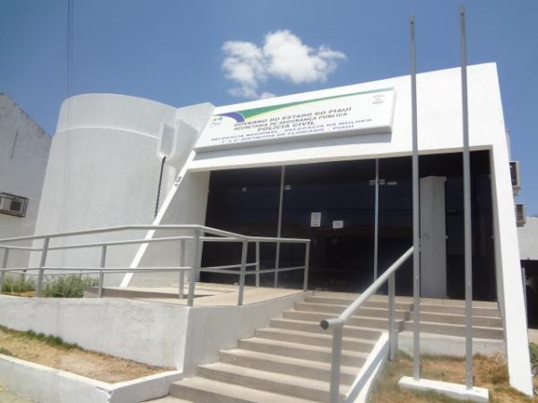 Homem é preso por arrombamento à residência em Floriano