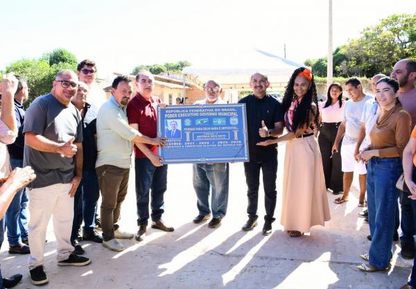 Poder Legislativo participa da abertura da programa&ccedil;&atilde;o de anivers&aacute;rio de Floriano(Imagem:CMF)