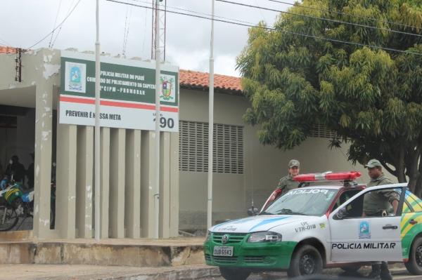 Esposa suspeita de matar PM disse que se defendeu de agressão, mas tem prisão preventiva decretada