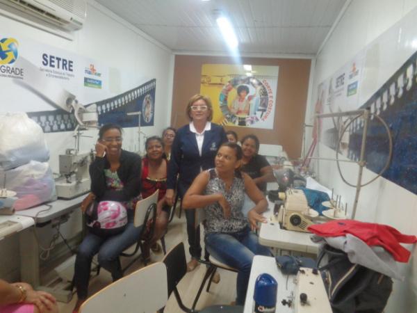 Caminhão do Programa Qualifica Piauí chega à cidade de Floriano