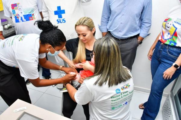 Floriano: Popula&ccedil;&atilde;o comparece ao Dia D de Vacina&ccedil;&atilde;o contra a Gripe.(Imagem:Secom)