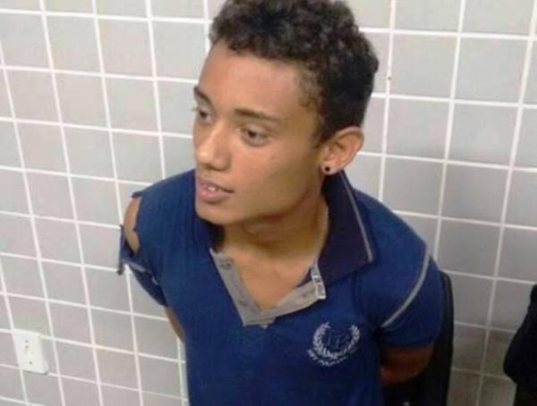 Filha de policial luta com assaltante ap&oacute;s roubo e ajuda a prender dupla.(Imagem:180graus)