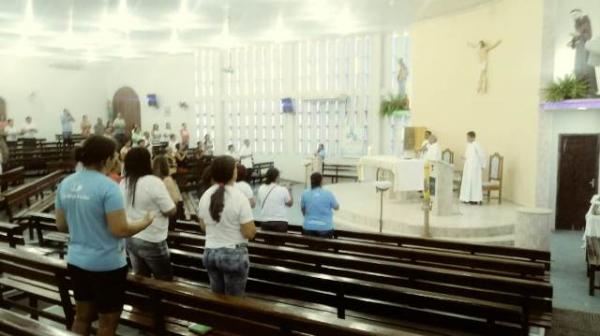 Par&oacute;quia Nossa Senhora das Gra&ccedil;as celebra Jubileu de Ouro em Floriano. (Imagem:FlorianoNews)