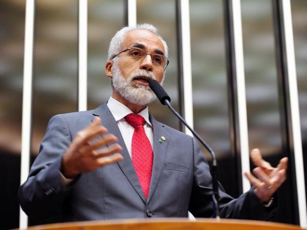 Bancada piauiense diz que vai recorrer da decisão do TSE