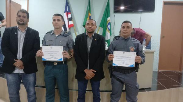 Homenagem aos policiais militares do 32&ordm; Pelot&atilde;o do 35&ordm; Batalh&atilde;o da Pol&iacute;cia Militar do Maranh&atilde;o(Imagem:FlorianoNews)