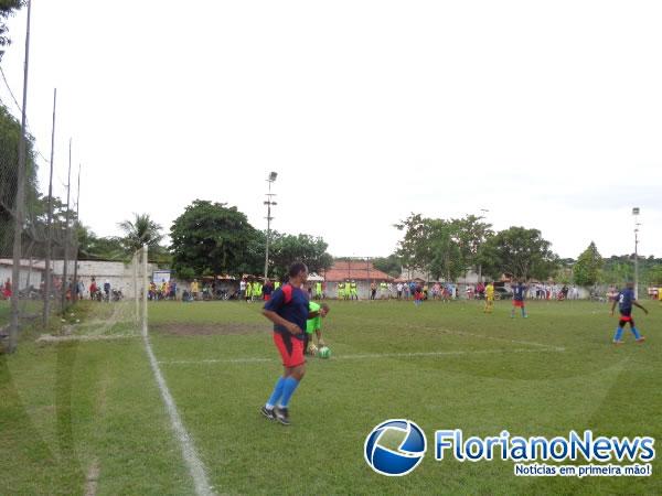 EPP &eacute; homenageada na 10&ordf; edi&ccedil;&atilde;o do Campeonato Os Quarent&otilde;es.(Imagem:FlorianoNews)