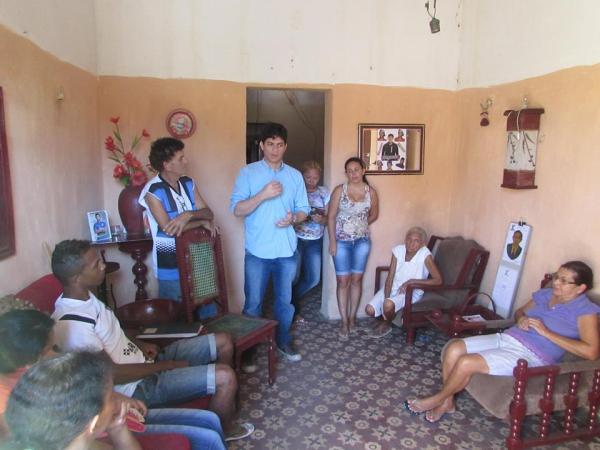 En&eacute;as Maia visita projeto Astor In Socyla(Imagem:Jaquelina Nascimento)
