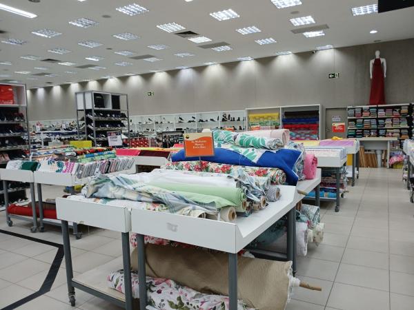 Setor de tecidos do Armazém Paraíba destaca grandes ofertas durante a Black Gigante(Imagem:FlorianoNews)