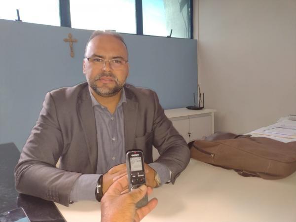 Vereador Joab Curvina destaca investimento de mais de R$ 700 mil em infraestrutura para Floriano