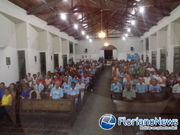 Igreja de S&atilde;o Jos&eacute; Oper&aacute;rio realiza missa dedicada aos pais.(Imagem:FlorianoNews)