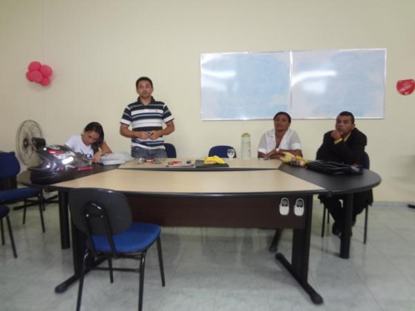 Projeto Amarelinho realizou reuni&atilde;o com calouros do Fest Brega.(Imagem:FlorianoNews)