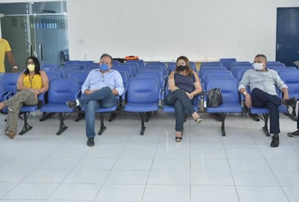 Comerciantes em Floriano tamb&eacute;m atuaram na conscientiza&ccedil;&atilde;o da popula&ccedil;&atilde;o sobre coronav&iacute;rus(Imagem:Secom)