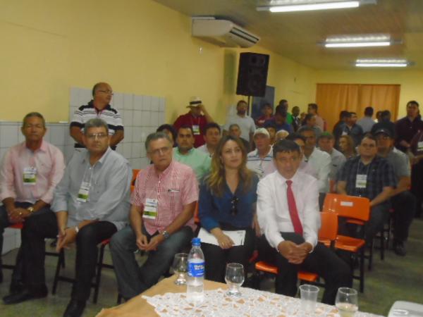 Governador Wellington Dias faz visita t&eacute;cnica ao projeto da Terracal em Guadalupe.(Imagem:FlorianoNews)