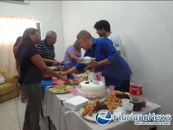 Delegada Luana Alves troca de idade e ganha festa de anivers&aacute;rio.(Imagem:FlorianoNews)