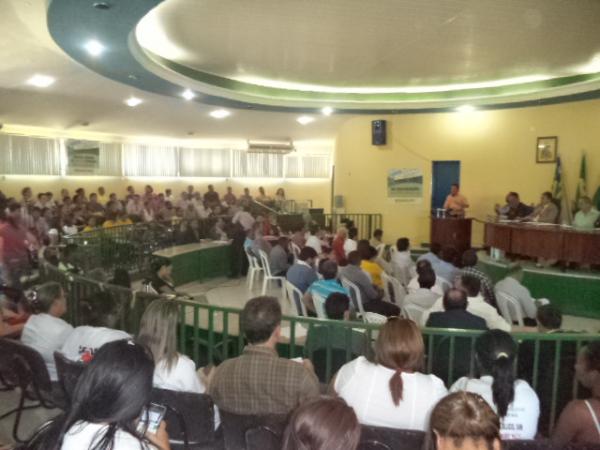 Audi&ecirc;ncia p&uacute;blica debate processo de terceiriza&ccedil;&atilde;o do Hospital Tib&eacute;rio Nunes.(Imagem:FlorianoNews)