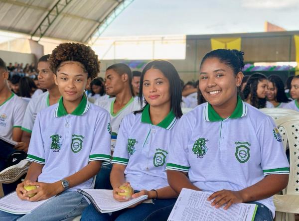 Pré-Enem Seduc + Pré-Saeb: 1.600 estudantes participam de revisão nesta sexta (16) e sábado (17)