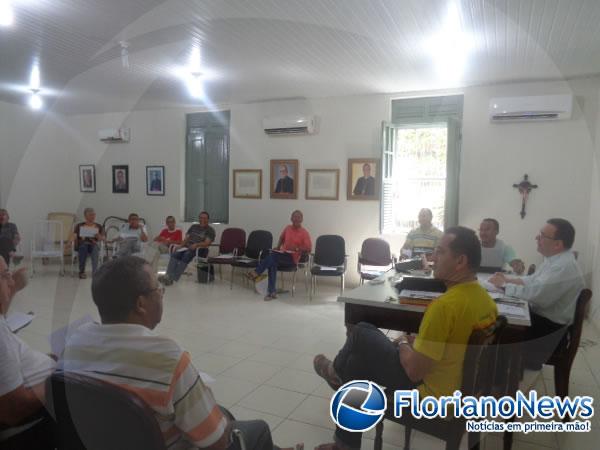 Diocese de Floriano realiza reuni&atilde;o geral do Clero.(Imagem:FlorianoNews)