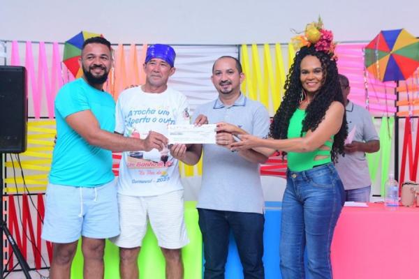 Carnaval de Floriano: escola