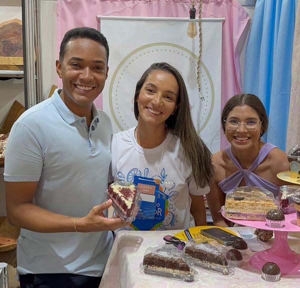 Vereador Felipe Vieira prestigiou a 5ª edição do Mercado do Produtor em Floriano.(Imagem:Ascom)